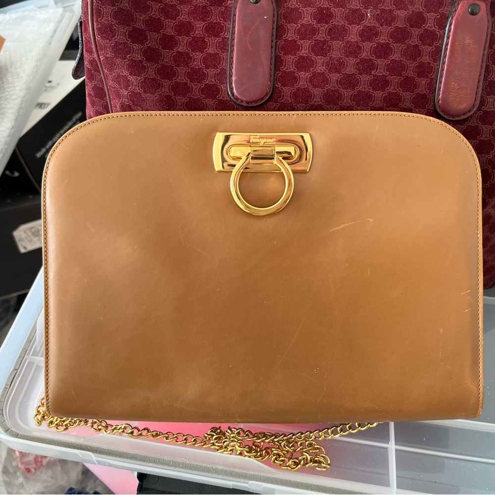 Vintage Ferragamo Tan shoulder bag or clutch